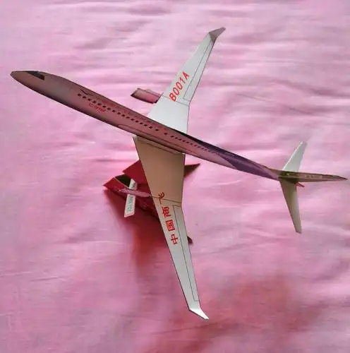 c919中型民用运输机模型