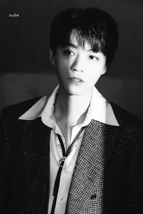 王俊凯活动饭拍这是什么神仙颜值