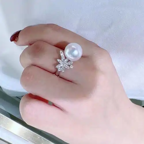 经典款澳白珍珠戒指 颗颗分明的白亮钻石960.27ct 11 - 抖音