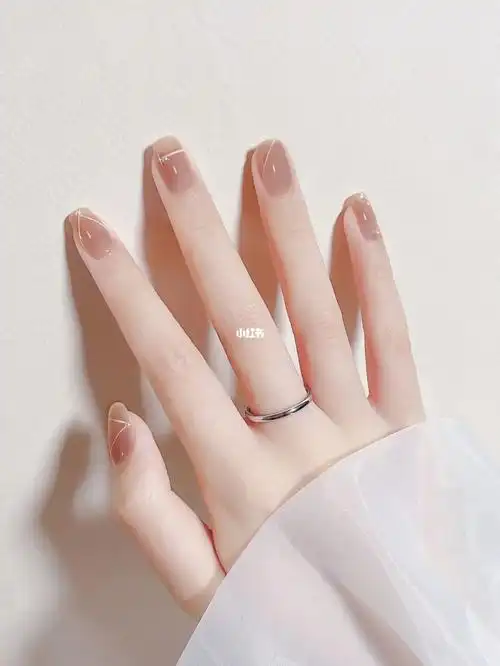 夏日美甲冰透简约果冻