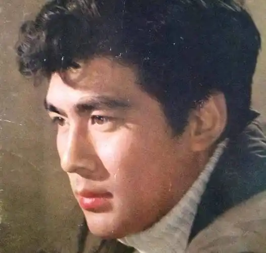 八十年代内地气质男星大盘点,品貌非凡,不输当今小鲜肉_唐国强_朱时茂