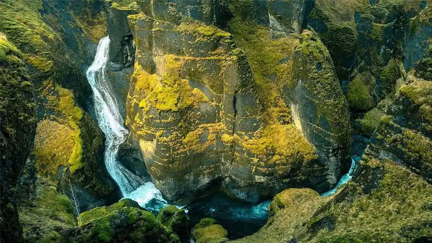 微软发布《世界河流》4k壁纸包,win10用户免费领_主题