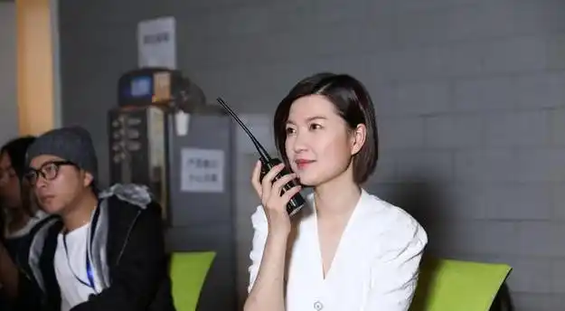 > 自加入东方卫视以来,陈蓉的事业蒸蒸日上,她曾主持过春节联欢晚会