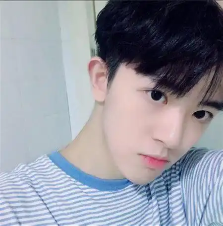 超萌的初中15岁校草帅哥男生头像1帅哥头像帅哥图库