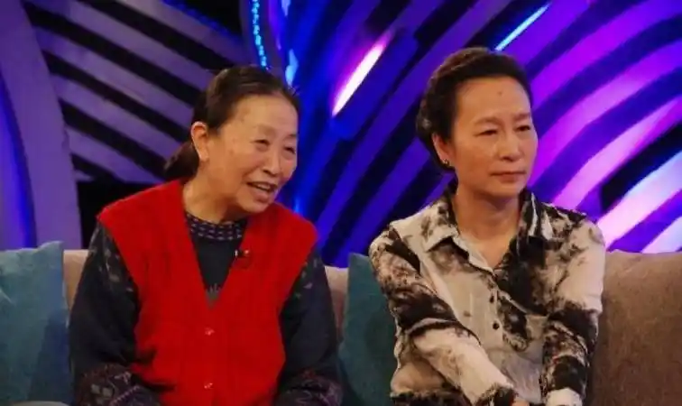 3岁丧父62岁爆红如今83岁丑娘张少华过得咋样了