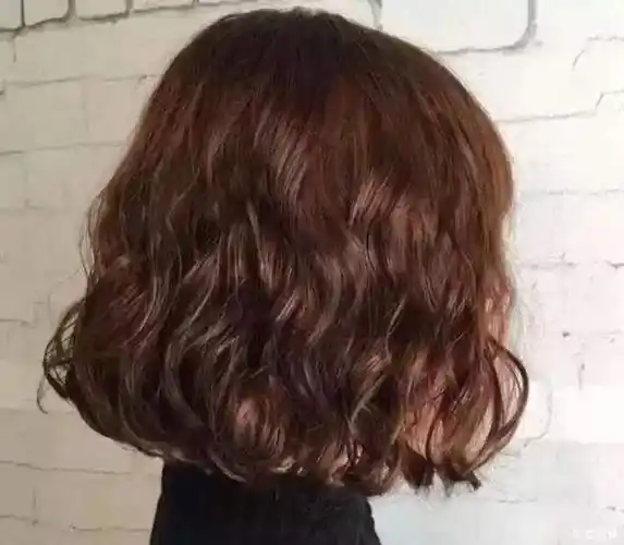 热烫后几天可以洗头