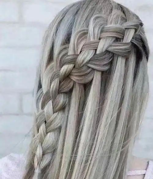 9岁儿童公主头扎法简单(20款小公主发型扎法)