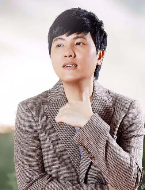 情歌王子变油腻男当年帅气的郑源如今再次现身竟成了这样