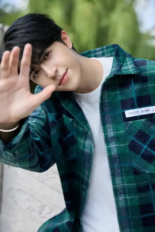 尹浩宇官宣丝绸之路国际电影节