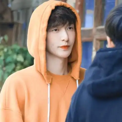 张艺兴头像原图