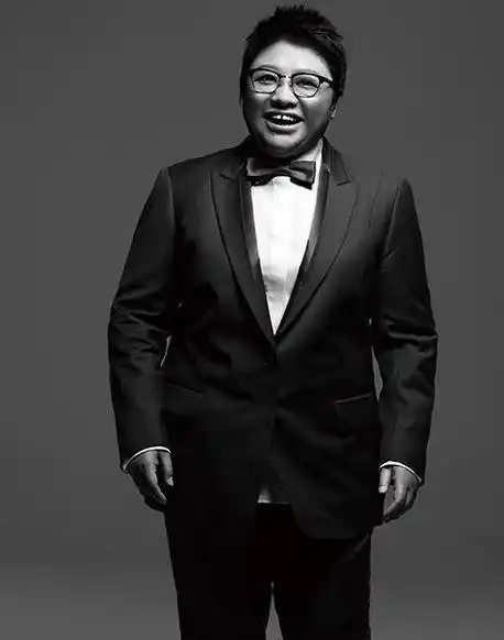 韩红:抢过邓紫棋名号,爱过栾树,铁肺公主究竟是什么样的_奶奶家_母亲