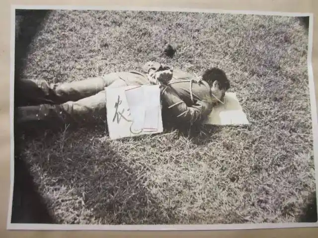 那个时期也不乏"女流氓"犯在那个年代,尤其是1983年,流氓是被"严打"