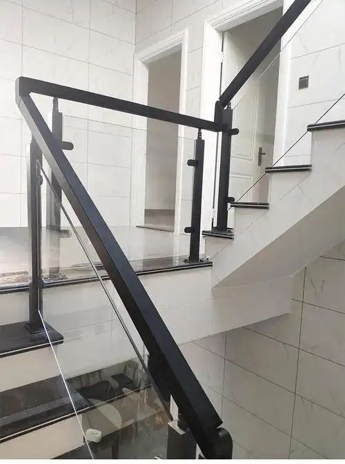 金日盛不锈钢轻奢室外阳台护栏楼梯扶手立柱钢化玻璃槽围栏阁楼栏杆