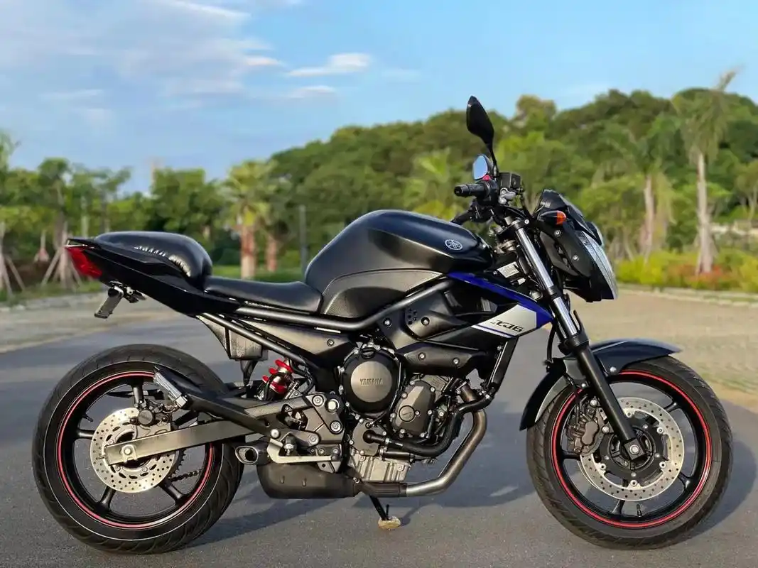 图文来了 #创作灵感 #雅马哈摩托车# - 抖音