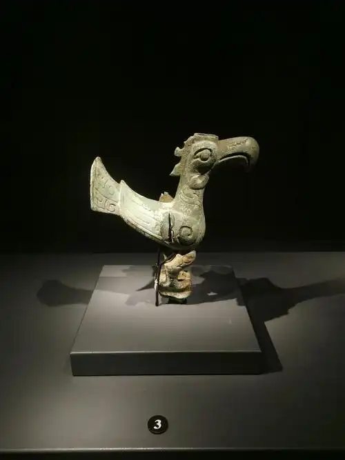 三星堆青铜鸟