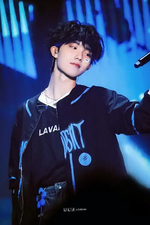 苏新皓 三代淡颜天花板##tf家族新年音乐会