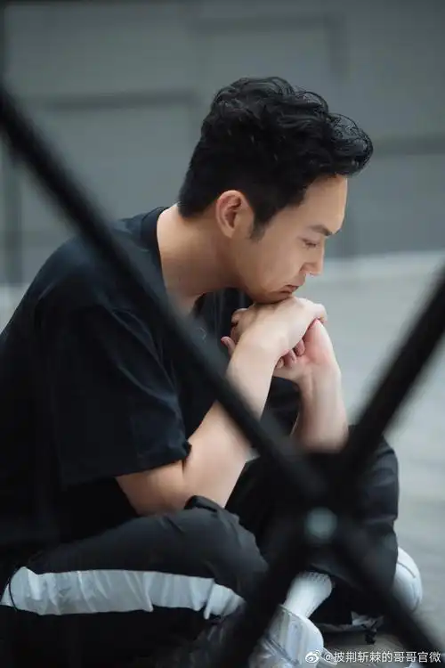 张智霖官方plog搬运