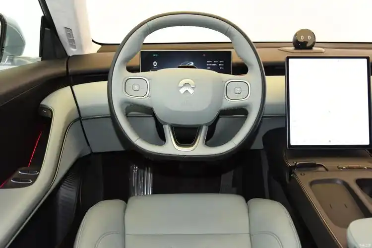 现代简约风造型 蔚来et5内饰正式亮相_电车之家