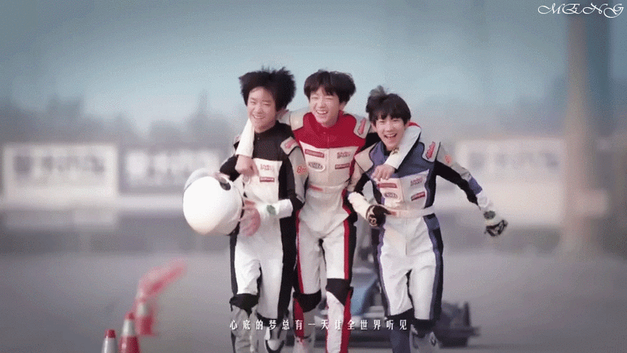 [tfboys][分享]180918 回忆tfboys三人同框的画面,满是怀恋与你们的