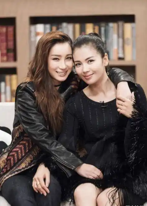 刘涛和孙俪这对闺蜜只能约午饭,原因让人感动网友:女明星真是太难了