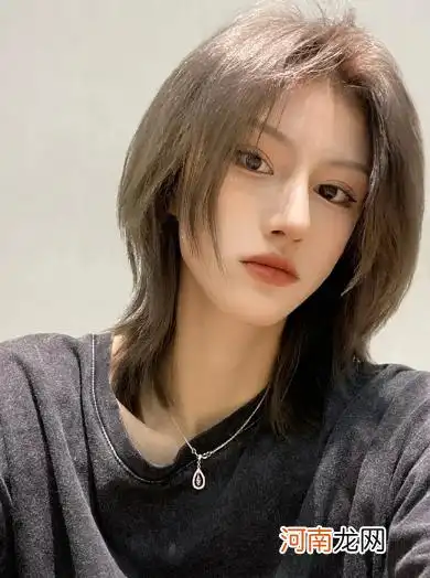 女生剪狼尾发型多少钱