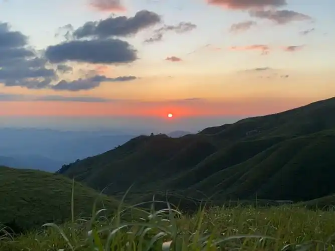 武功山发云界日落