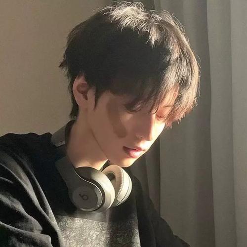 假发男生短发韩版帅气网红时尚微分碎发短发日系自然仿真全头套式