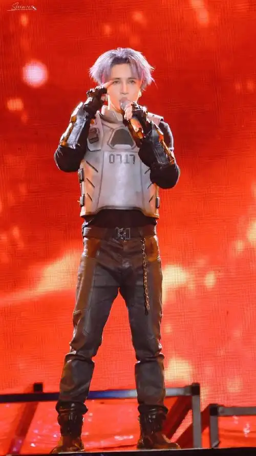 薛之谦超话#薛之谦天外来物巡回演唱会#0717星际执行官成都返航231104