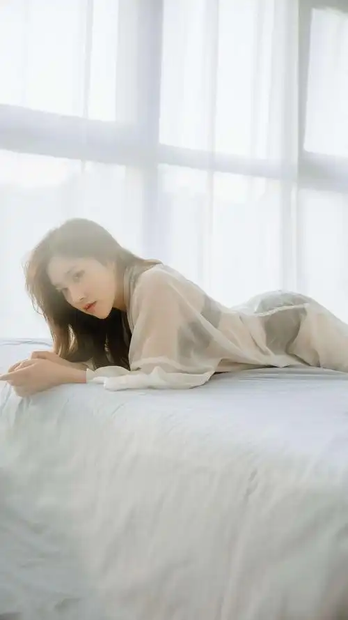 摄影师庄波的写真摄影作品《私房》