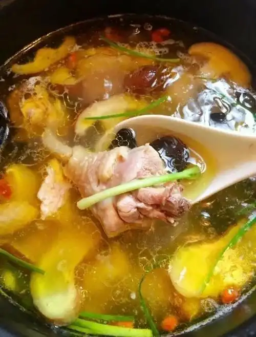 土鸡|煲汤|食补|营养价值_网易订阅