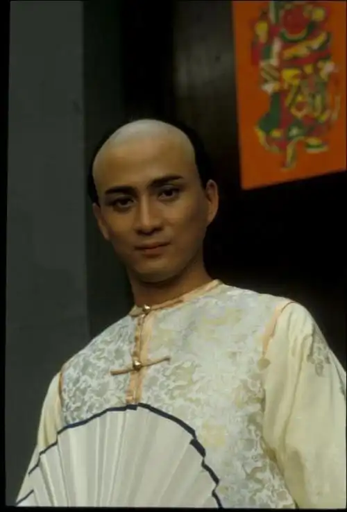 古装美男怎么可以少得了汤镇业? 这是《十三妹》的安公子