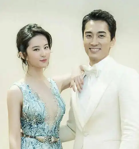 刘亦菲男朋友是谁?刘亦菲和宋承宪怎么认识的?最后为什么分手?