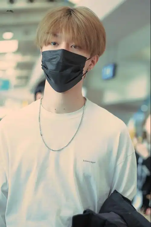 (图/junerain0616·范丞丞 文/ryomania)下载「爱豆app」 了解偶像的