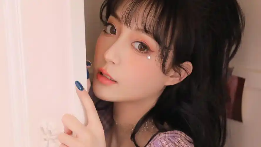 温婉居家美女图片桌面壁纸壁纸【3】