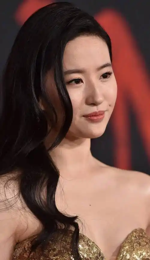 原创女明星的高清生图赵丽颖五官很标致景甜这皮肤真的天生丽质