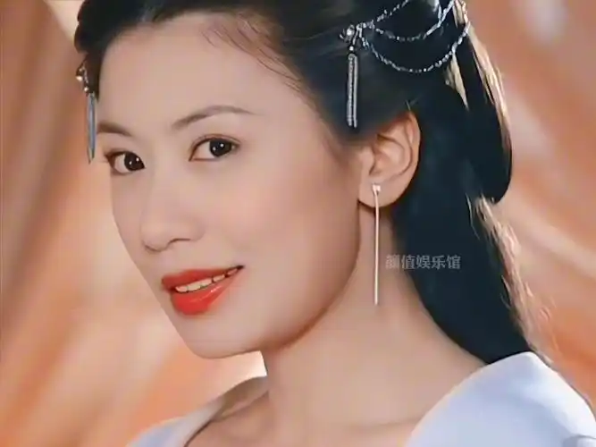 贾静雯的古装的绝美,她自己也有清晰的认知