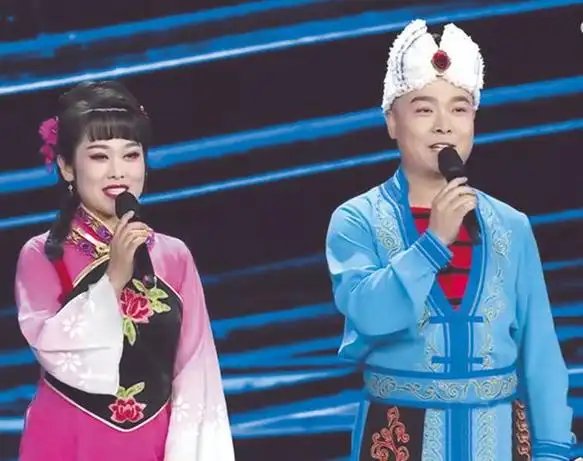 河曲二人台登上央视舞台"一鸣惊人"|民歌|戏曲|京剧演员_网易订阅