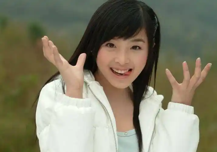 张含韵:15岁走红,被人恶p不雅照诬陷,遭酸酸乳"白嫖"20亿?_刘亦菲_照