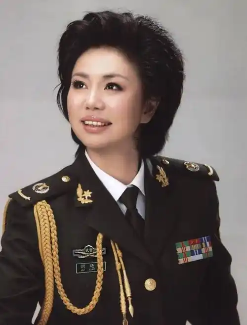 临安籍歌唱家江如虹用歌声为家乡送来新春美好祝福_疫情_亲人_父老