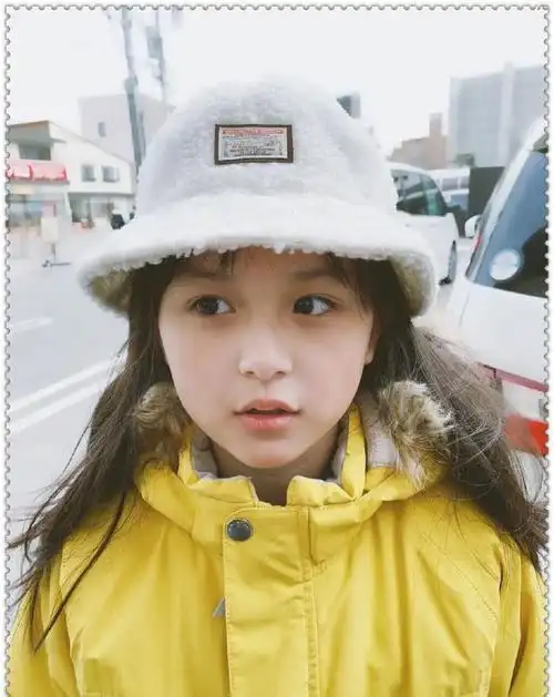 还记得小芈月刘楚恬吗?如今10岁现照曝光,网友:最多等你十年