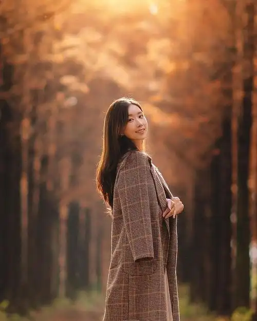 拍照片不会摆姿势来学这5个摄影摆姿技巧