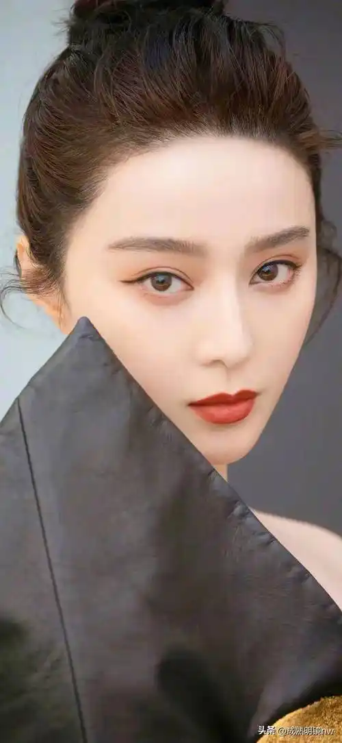 时尚婉约性感妩媚身姿曼妙的范冰冰美丽动人的写真照