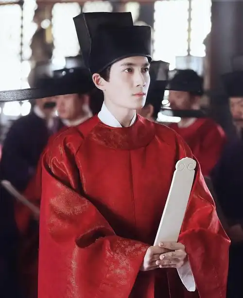 朱一龙红官服的齐衡真是太帅了