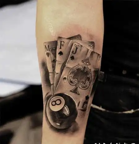 扑克纹身