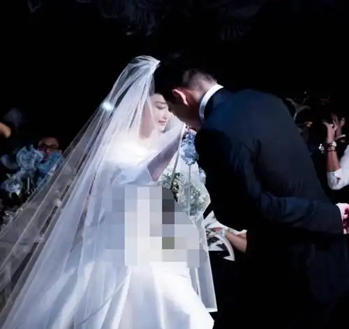 张馨予婚礼颜值不耐打!高清图美成仙,现场图脸又大又老