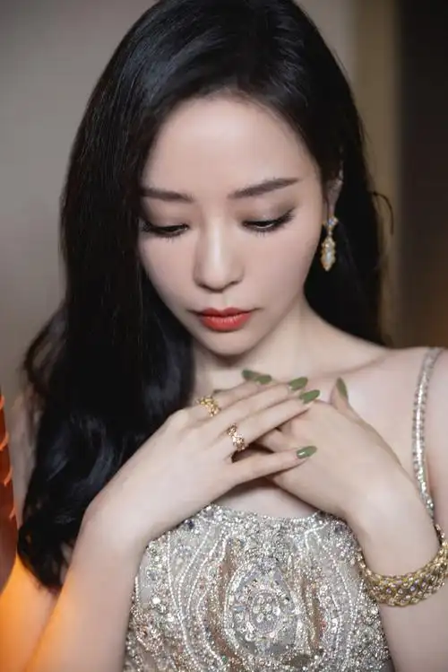 张靓颖说九月有好事宣布##东方风云榜