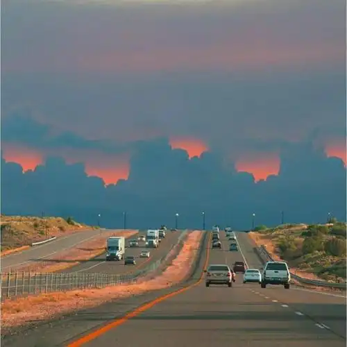 背景图只有天真的人才会心软成熟的人最无情