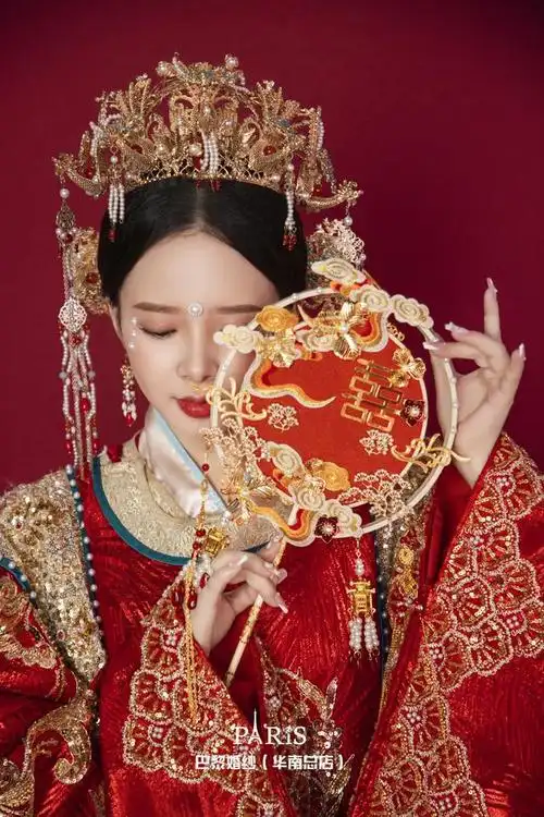 广州客照分享|被长辈夸爆的汉服婚纱照!