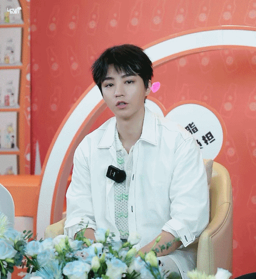 超话|#王俊凯金尘茶品牌代言人#  240328 金尘茶直播    奇迹宝宝!