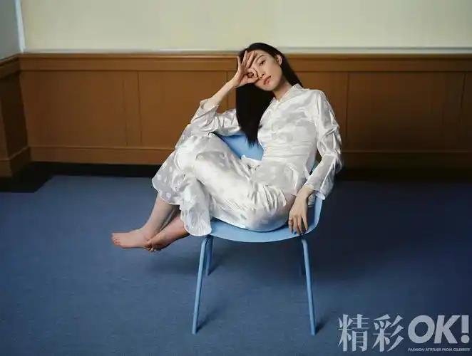 神仙姐姐!倪妮夏日大片曝光 红裙搭珍珠妆清冷文艺